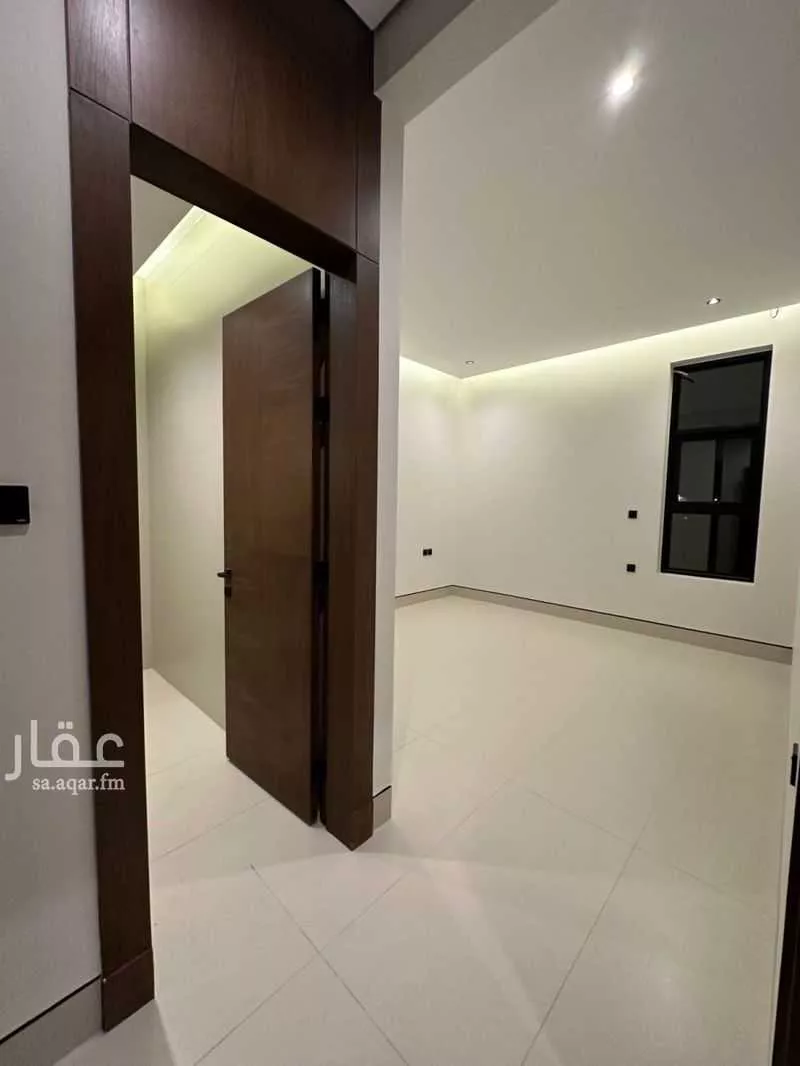 فيلا 8 غرف في المهدية 12