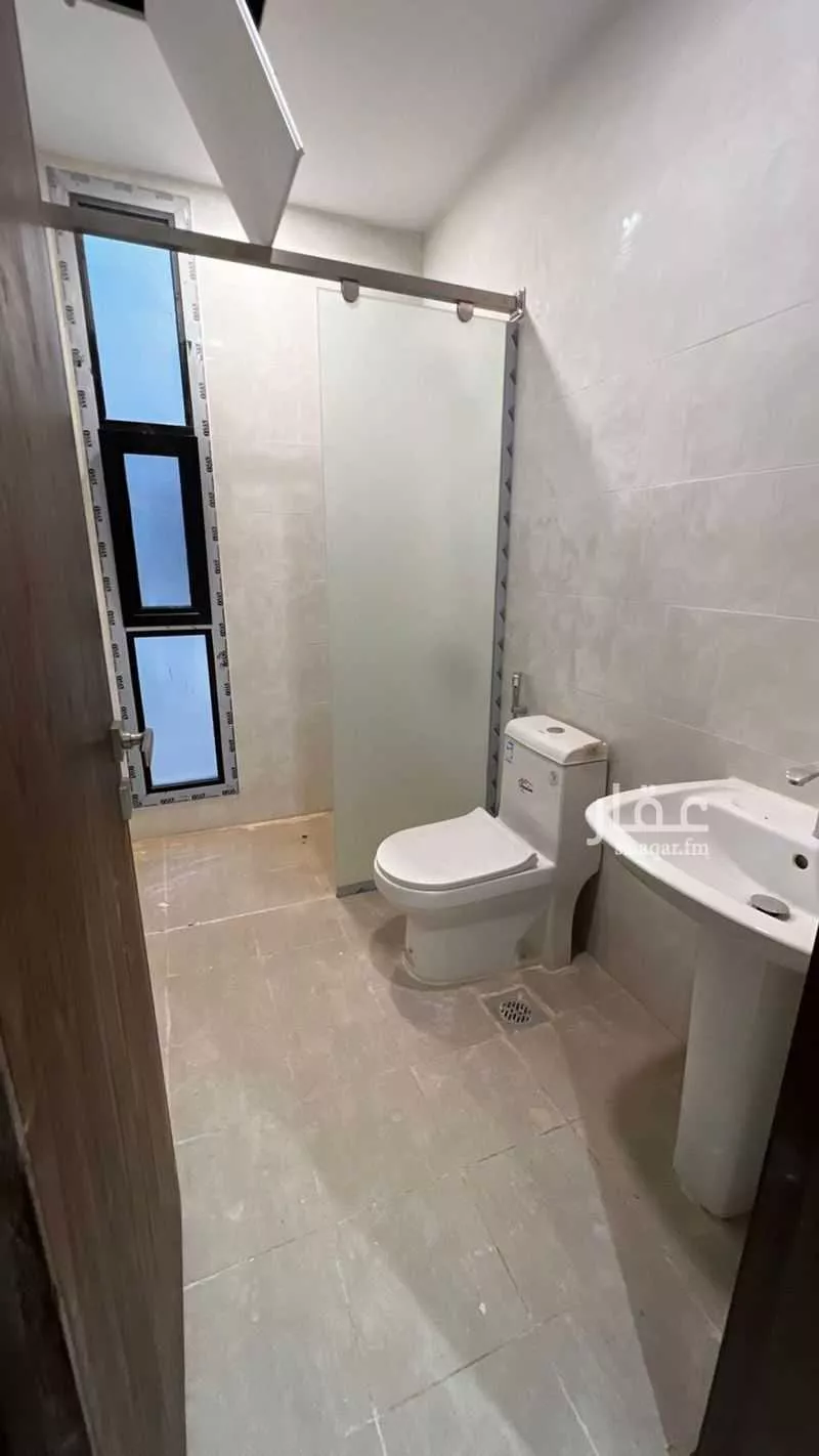 6 bedroom villa in Al Janadriyah 12