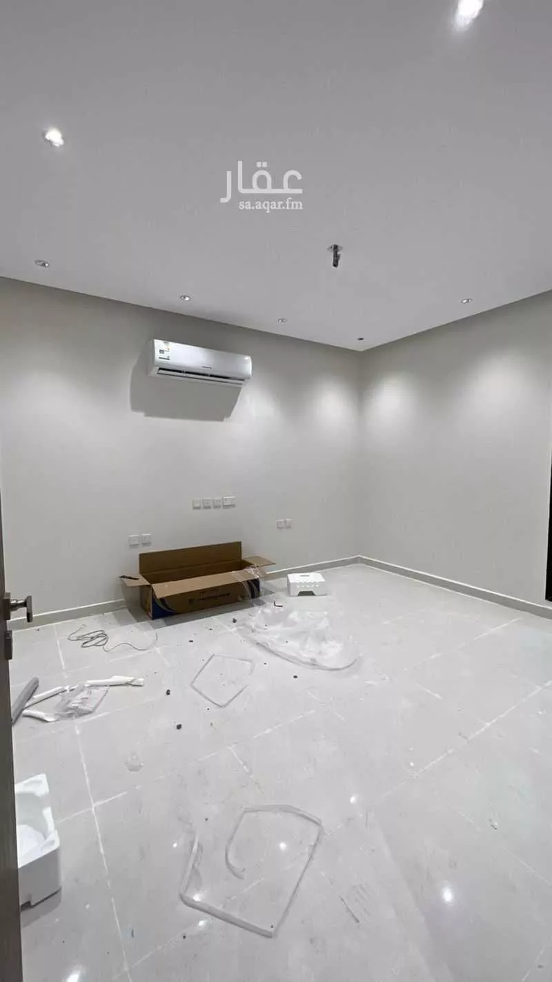 6 bedroom villa in Al Janadriyah 14
