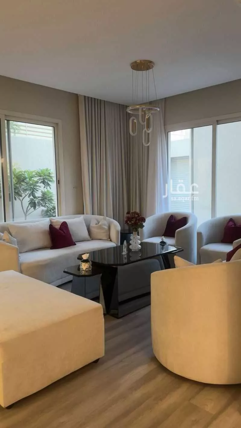 6 bedroom villa in Al Rimal 12
