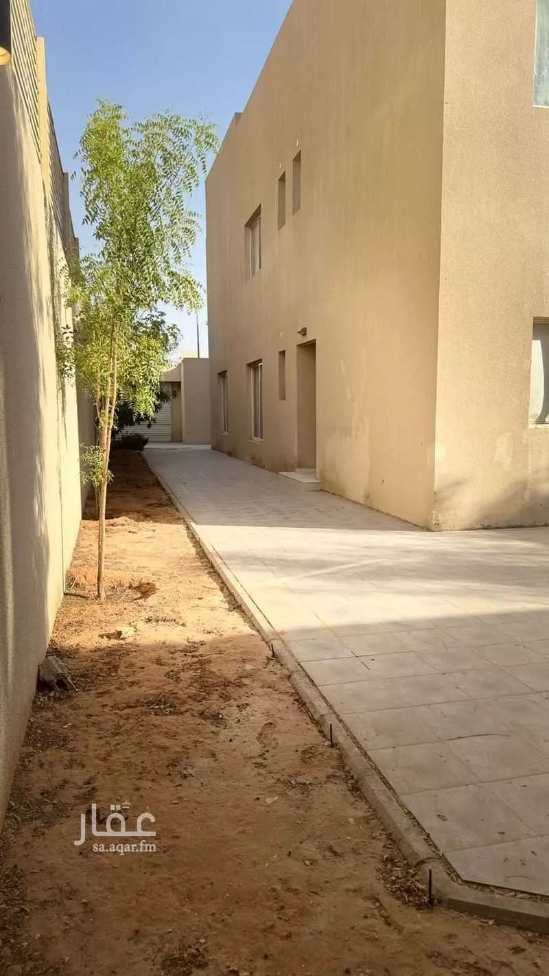 6 bedroom villa in Al Rimal 15