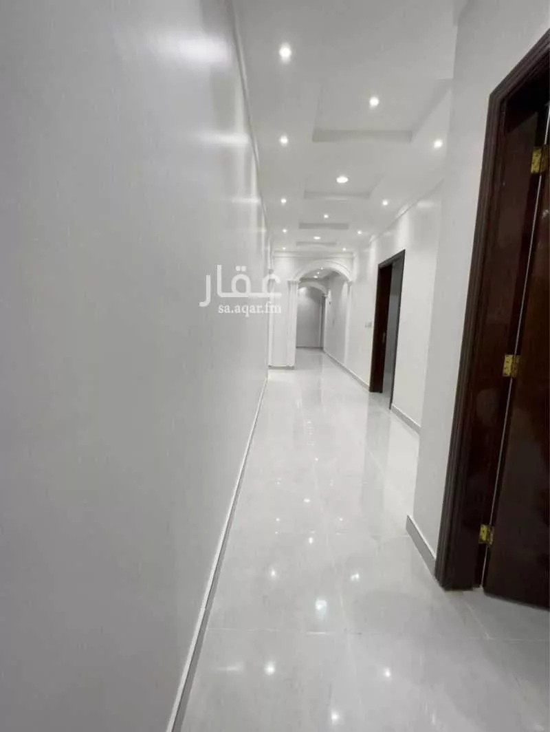 فيلا 7 غرف في ظهرة لبن 9