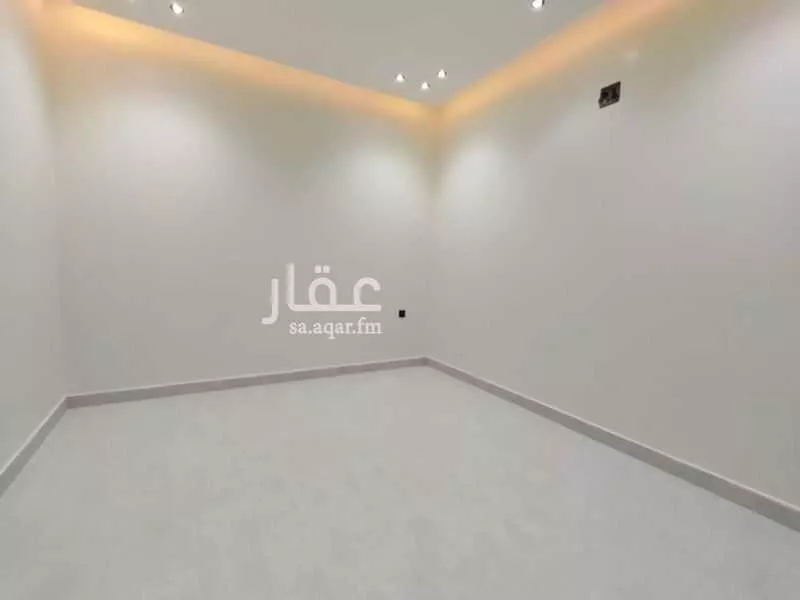 فيلا 5 غرف في الرمال 2