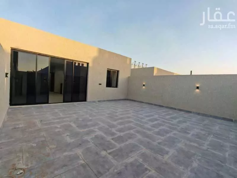 فيلا 5 غرف في الرمال 13