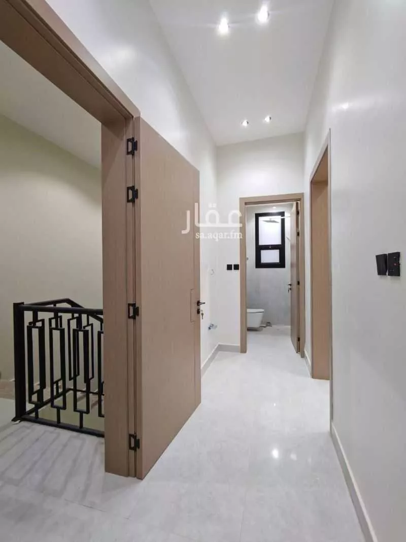 فيلا 5 غرف في الرمال 8