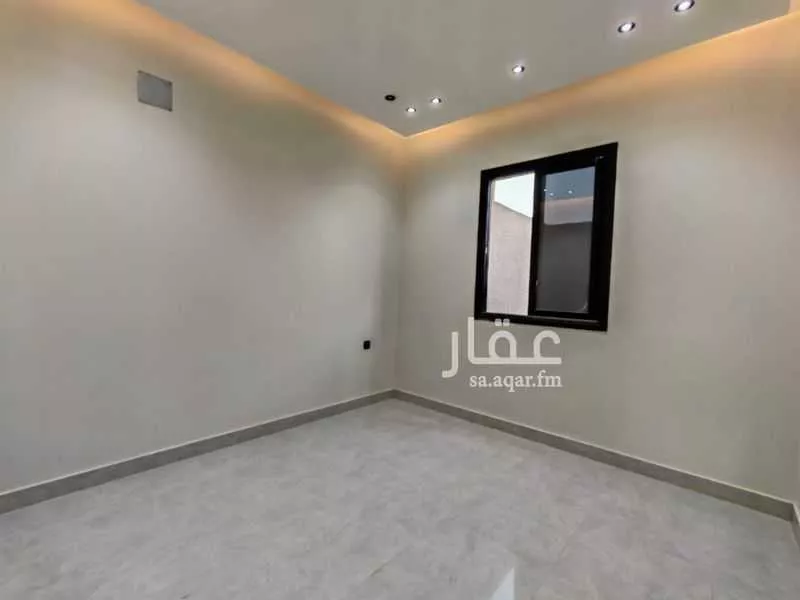 فيلا 5 غرف في الرمال 10