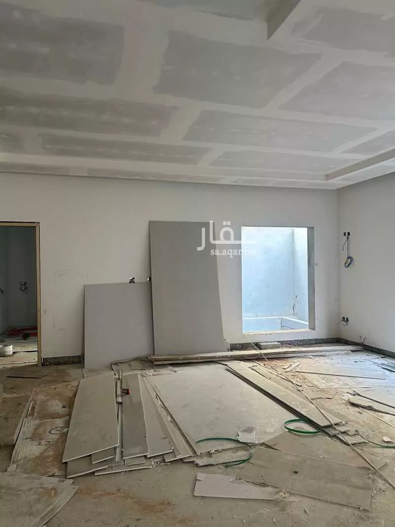6 bedroom villa in Al Rawabi 3