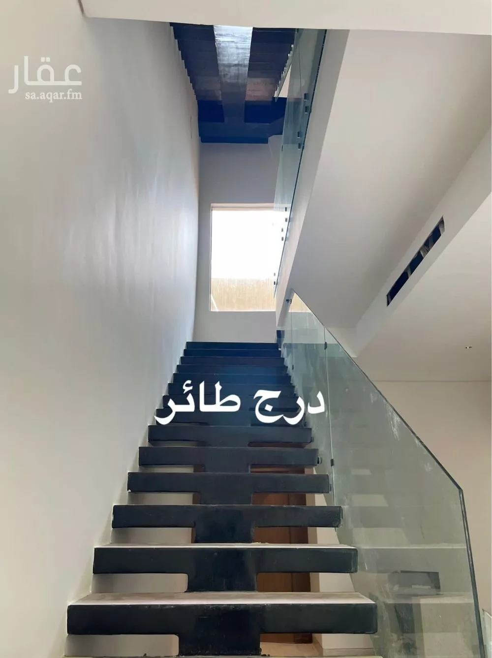 6 bedroom villa in Al Mahdiyyah 8