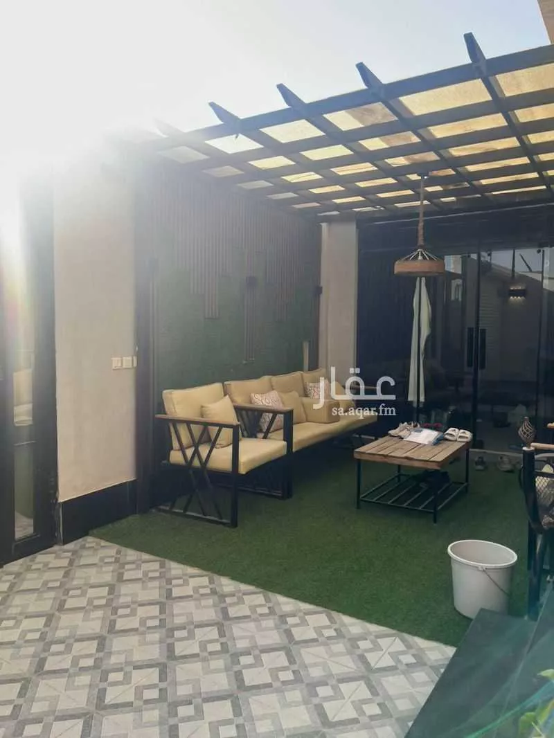 5 bedroom villa in Al Hazm 11