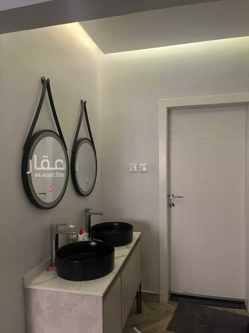 5 bedroom villa in Al Hazm 3