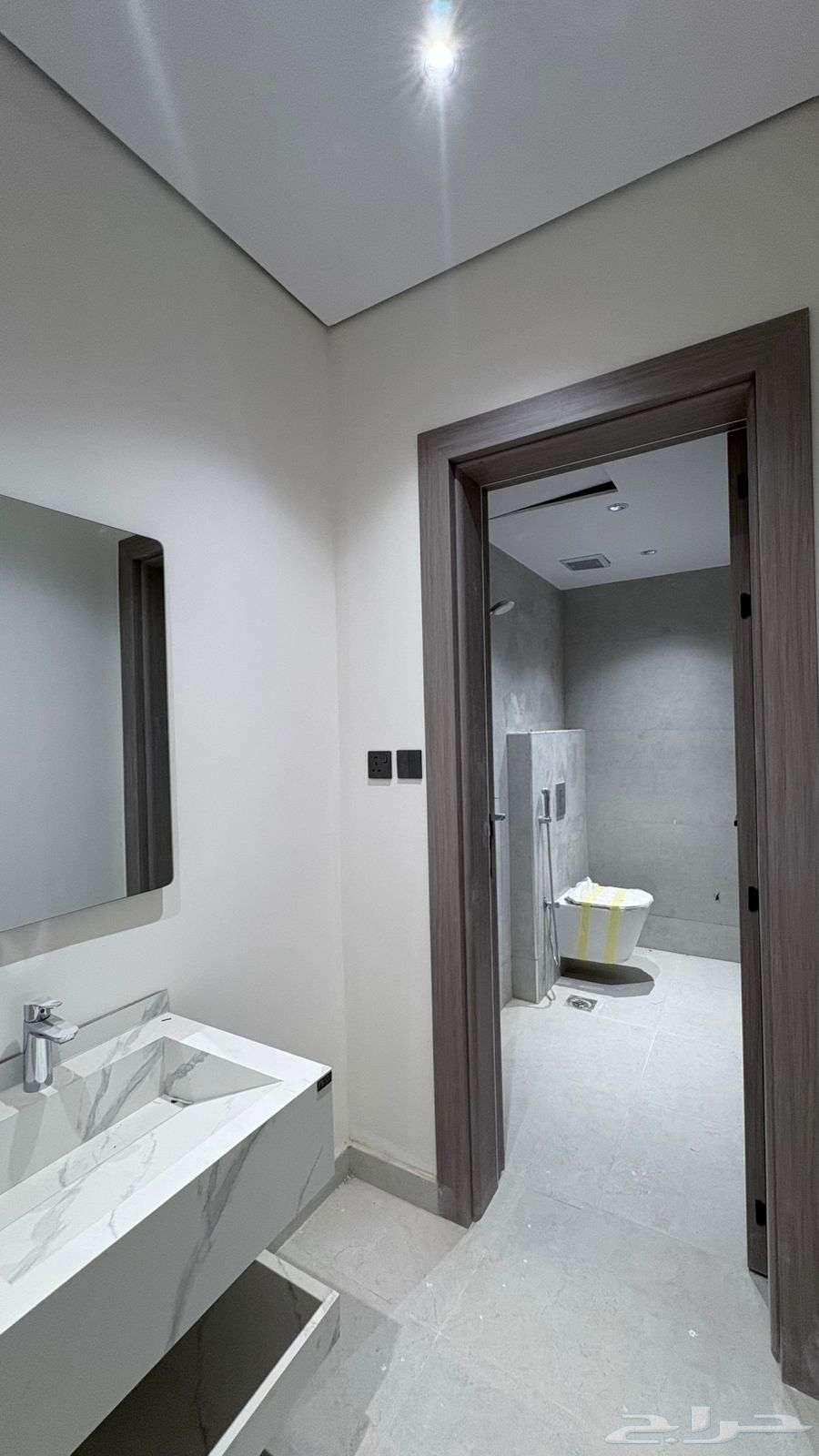 3 bedroom apartment in Al Jamawat, Madinah 7