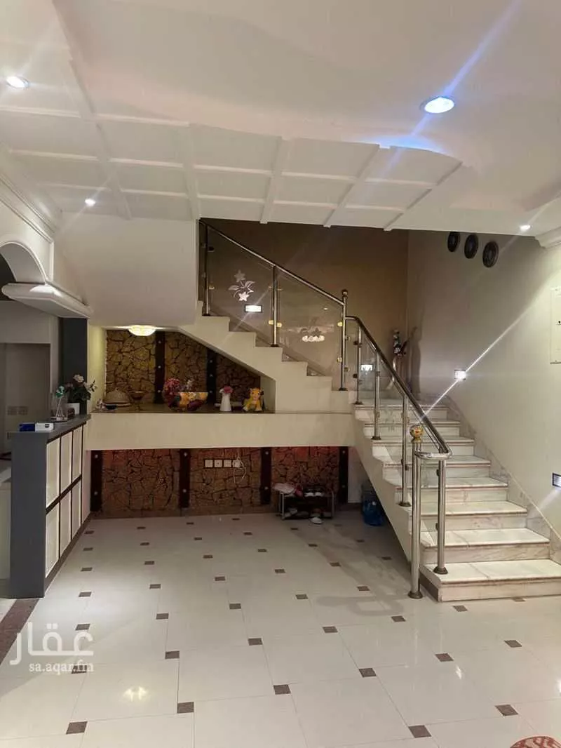 6 bedroom villa in Al Yasmin 2