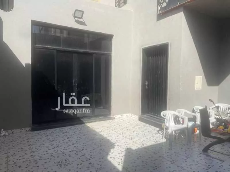 فيلا 5 غرف في الرمال 4