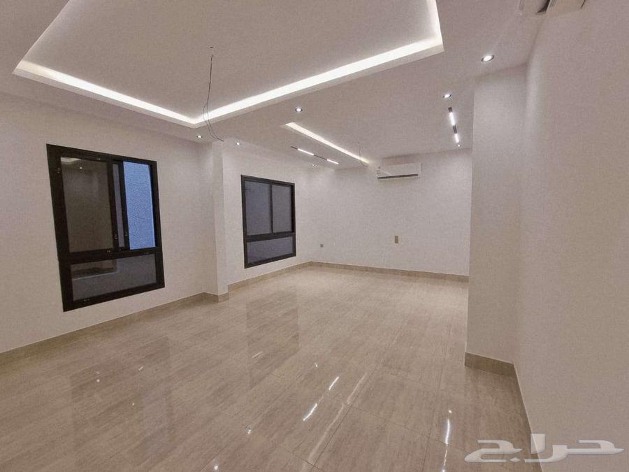 3 bedroom apartment in Al Hamra 7