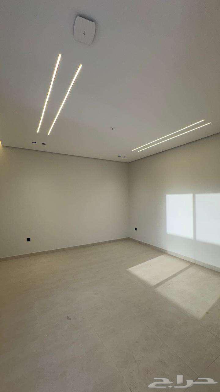 5 bedroom apartment in Dahiat King Fahd 8
