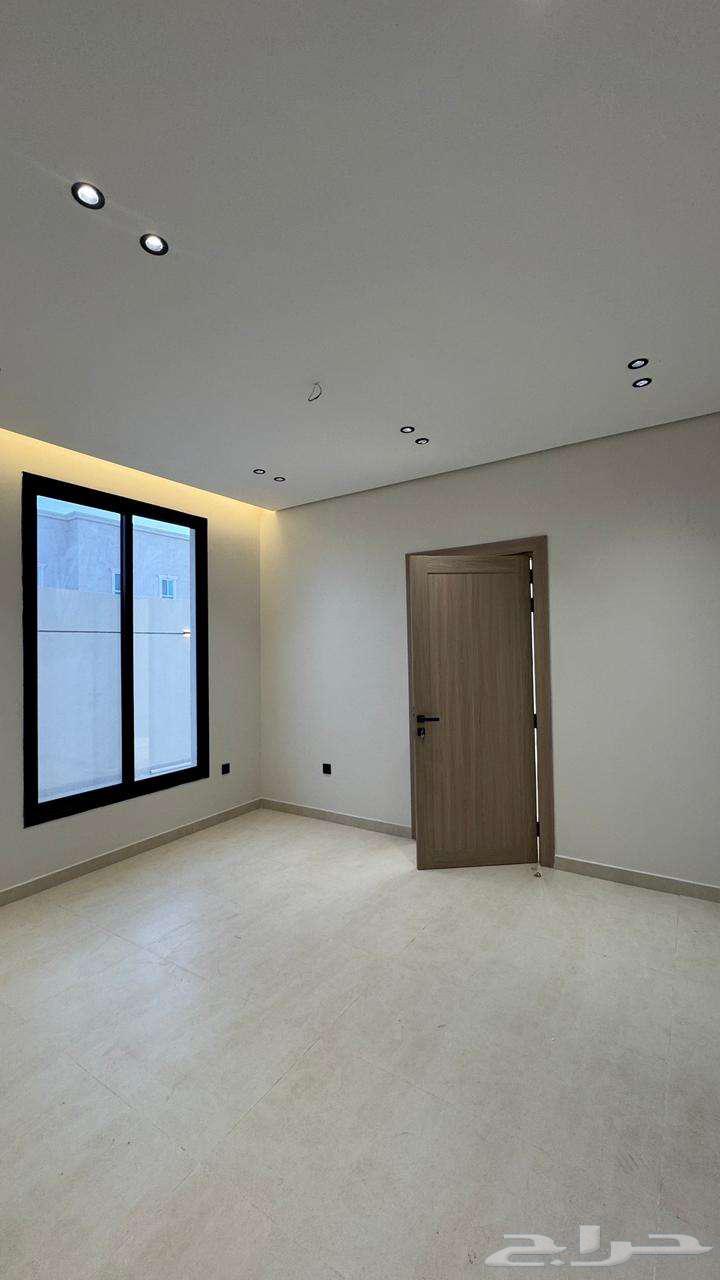 5 bedroom apartment in Dahiat King Fahd 9