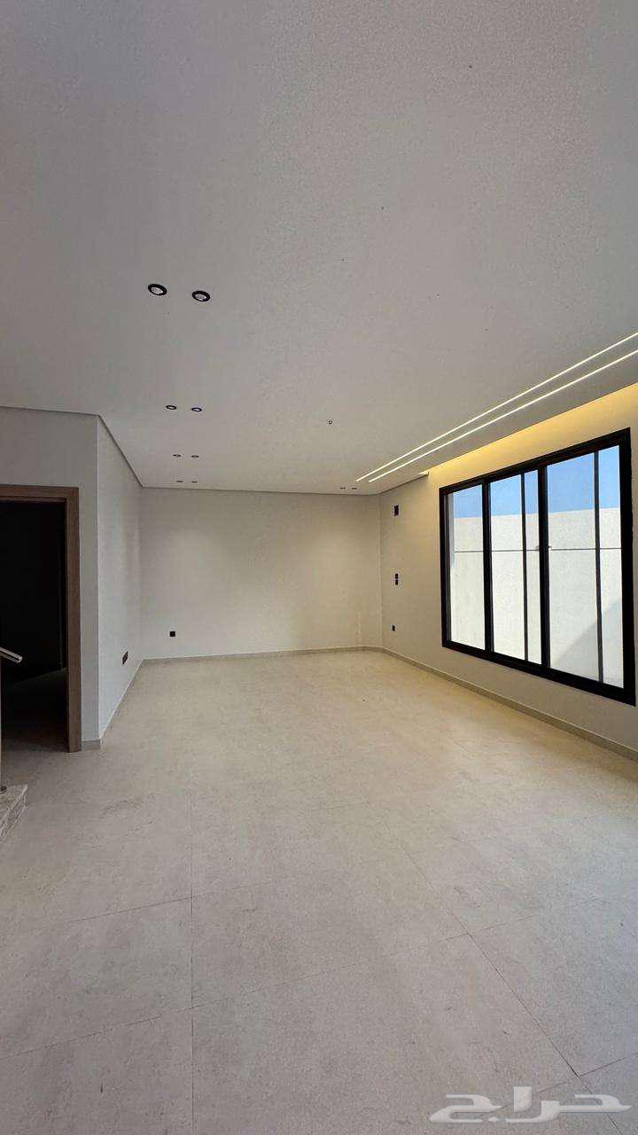 5 bedroom apartment in Dahiat King Fahd 10