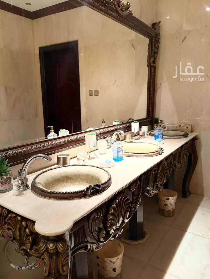 5 bedroom villa in Al Hamra 2