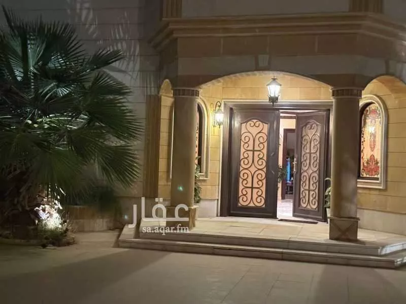 5 bedroom villa in Al Hamra 3