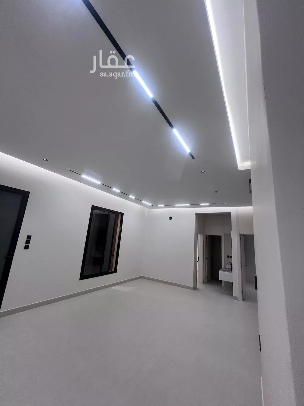 فيلا 5 غرف في الشرق 11