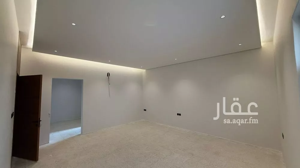 5 bedroom villa in Al Mahdiyyah 14