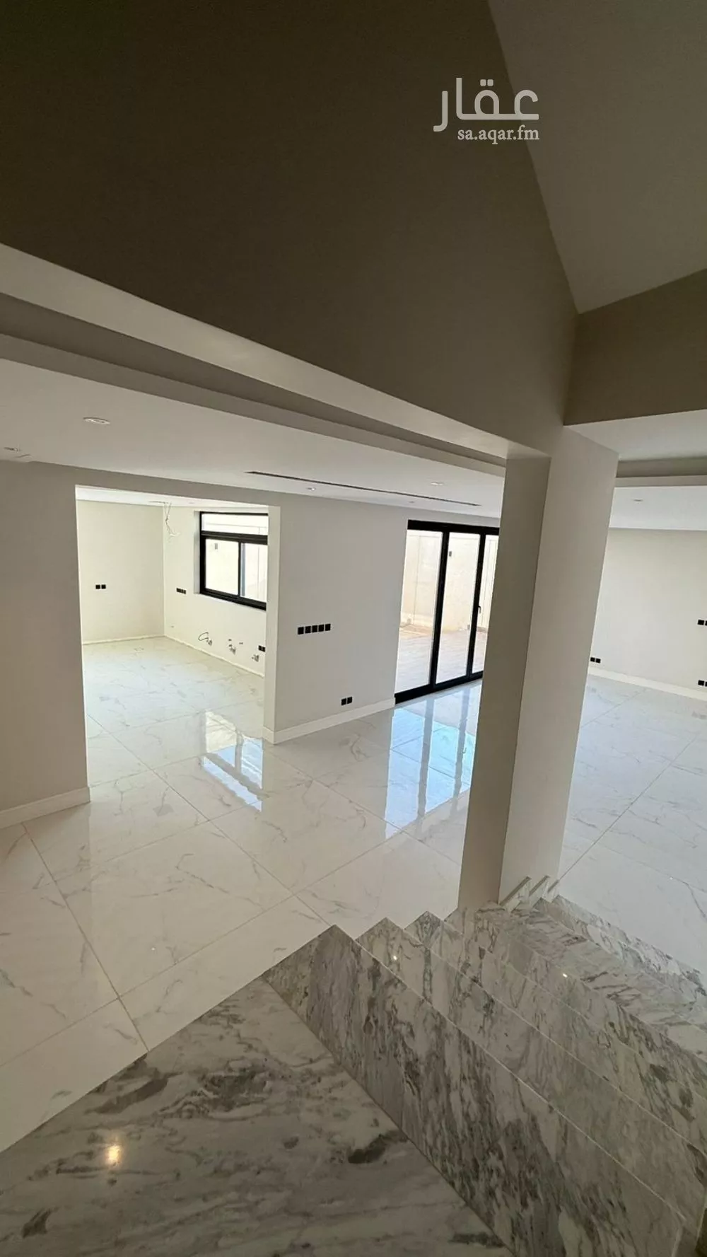 5 bedroom villa in Al Mahdiyyah 6