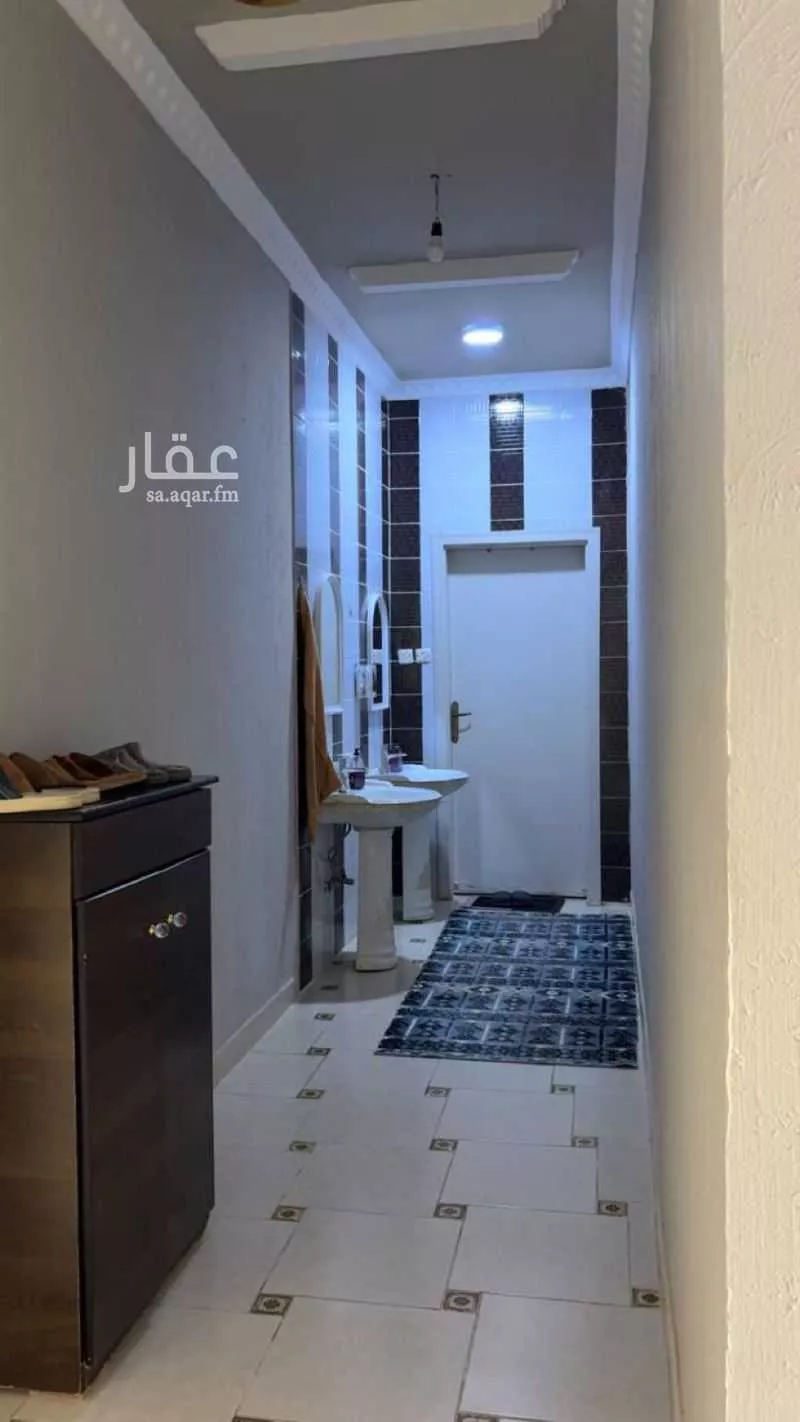 فيلا 5 غرف في النظيم 5