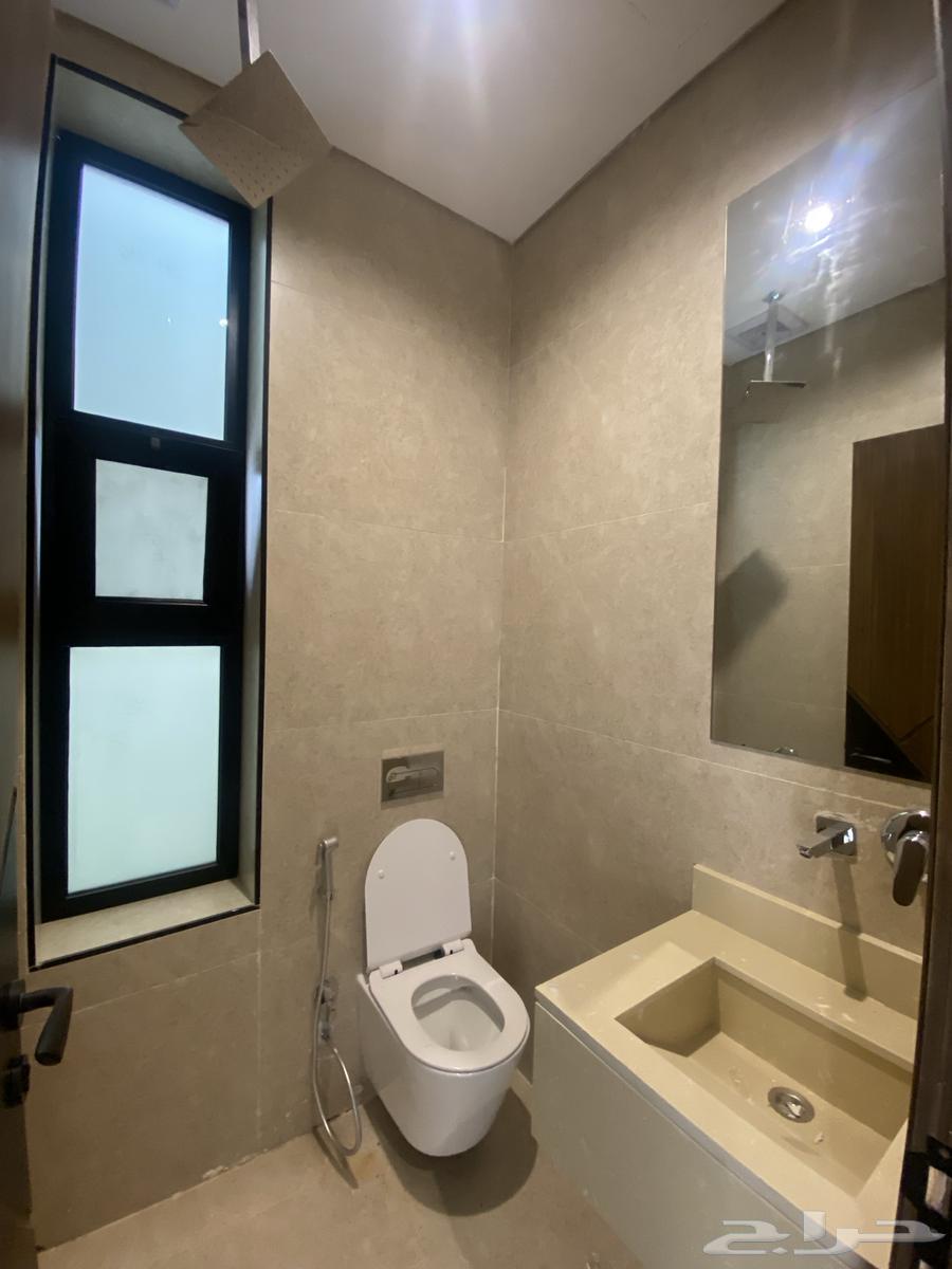 3 bedroom apartment in Al Hamra 5