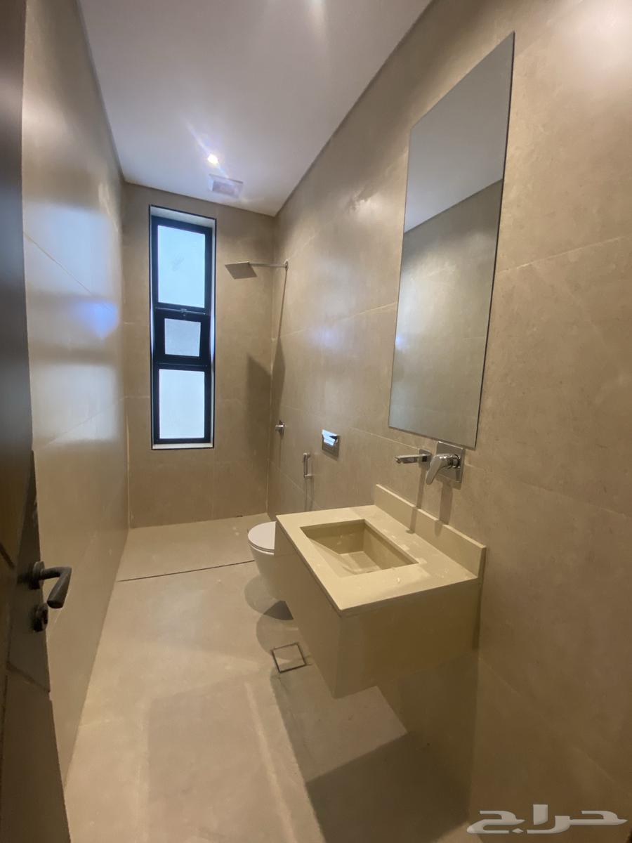 3 bedroom apartment in Al Hamra 9