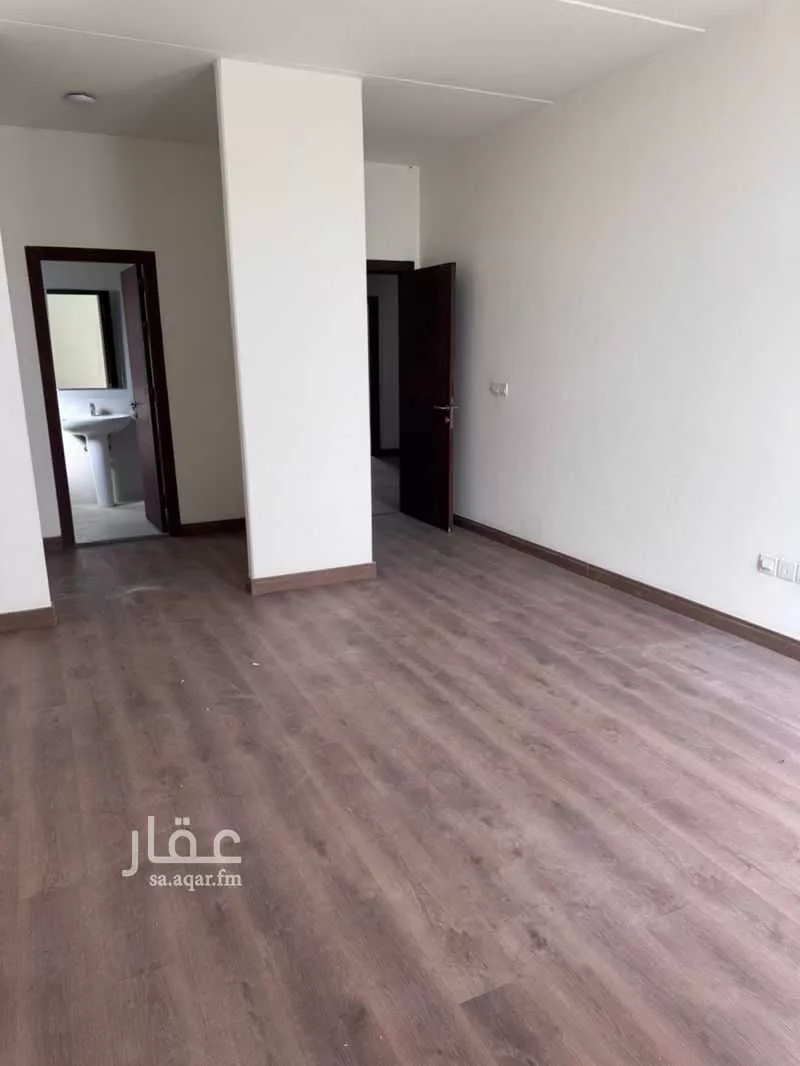 5 bedroom villa in Riyadh 2