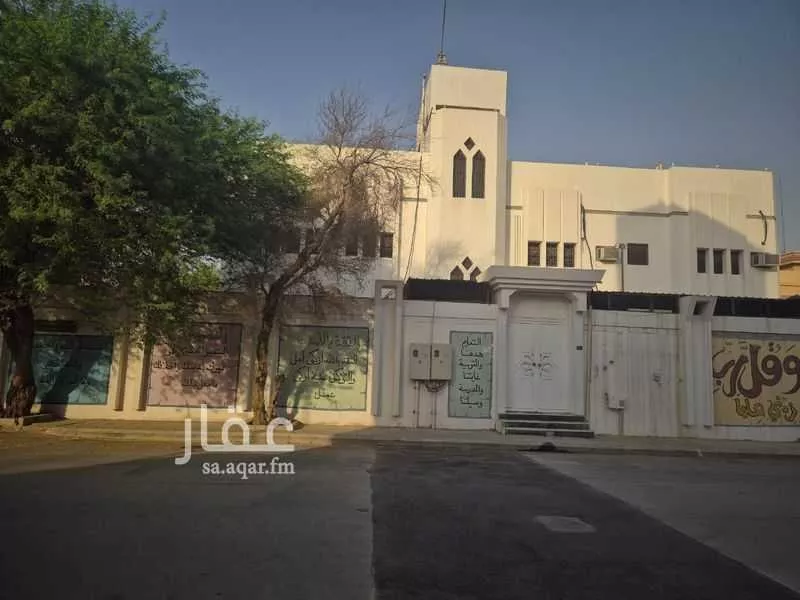 فيلا 14 غرف في الخالدية 5