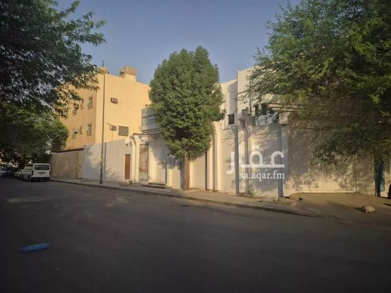 فيلا 14 غرف في الخالدية 10
