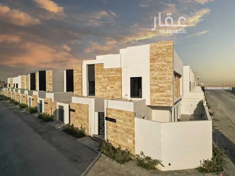 6 bedroom villa in Okaz 2