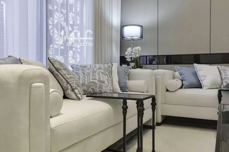 6 bedroom villa in Okaz 18
