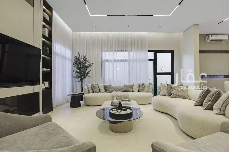 6 bedroom villa in Okaz 35