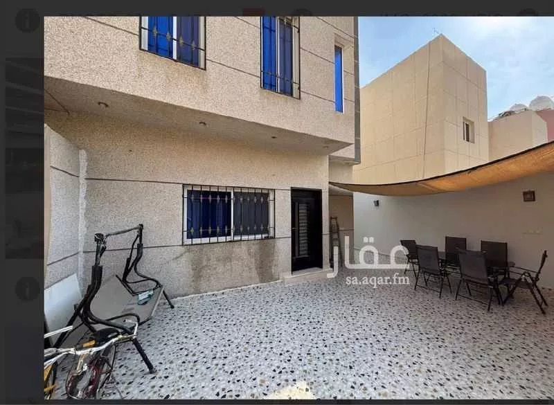 5 bedroom villa in Al Wadi 5
