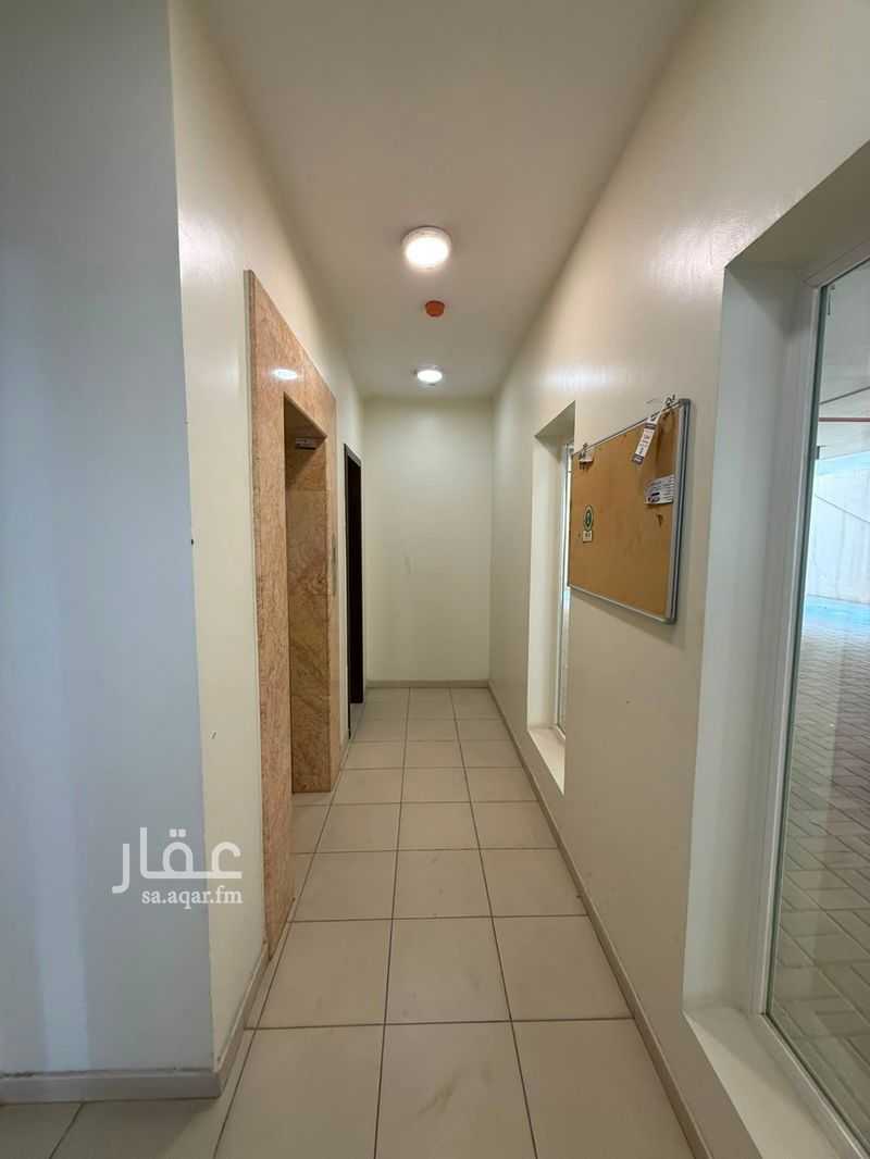 3 bedroom apartment in Hajar, Eastern Province 16