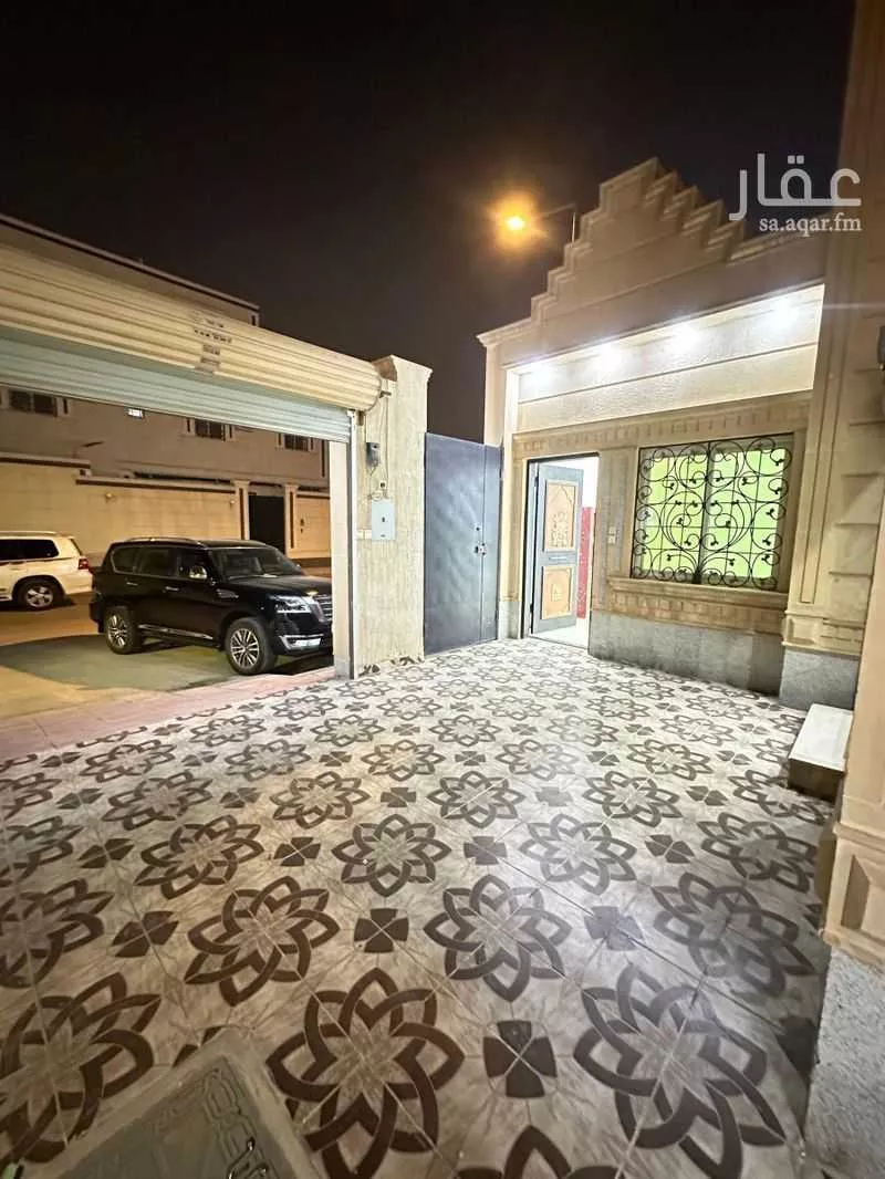 5 bedroom villa in Al Yarmouk 8