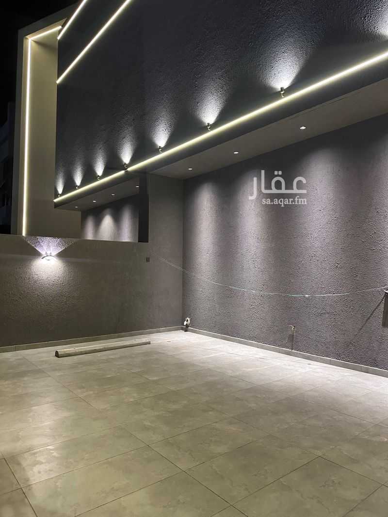 6 bedroom villa in Okaz, Riyadh 4