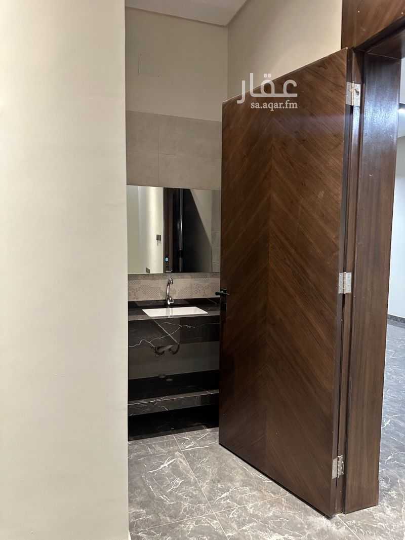 6 bedroom villa in Okaz, Riyadh 18