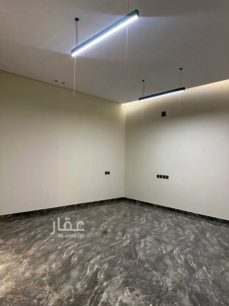 فيلا 6 غرف في عكاظ 6