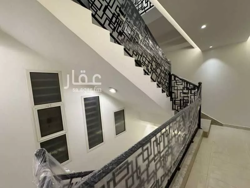 فيلا 15 غرف في النرجس 8