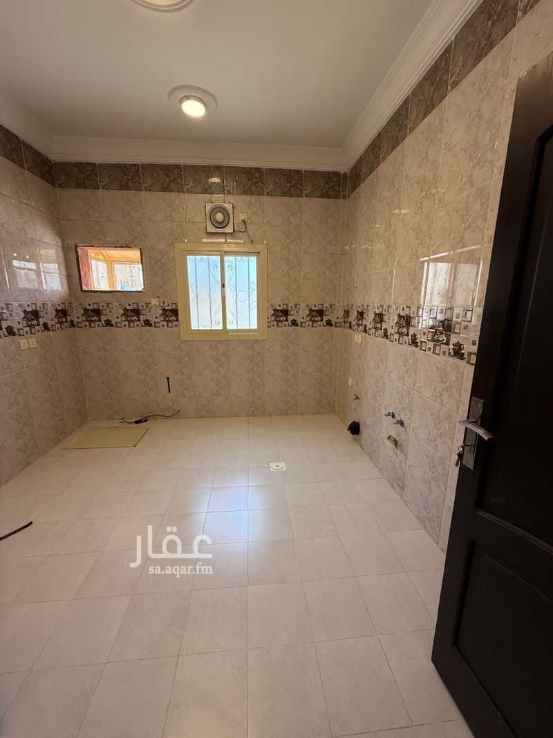 شقة 4 غرف في الريان، جدة 3