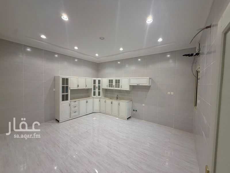 4 bedroom villa in Az Zomorod, Jeddah 9