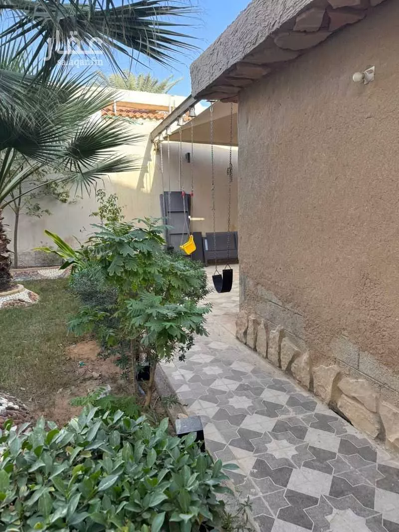 فيلا 7 غرف في الياسمين 2