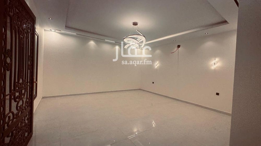 5 bedroom villa in Dhahrat Laban, Riyadh 2