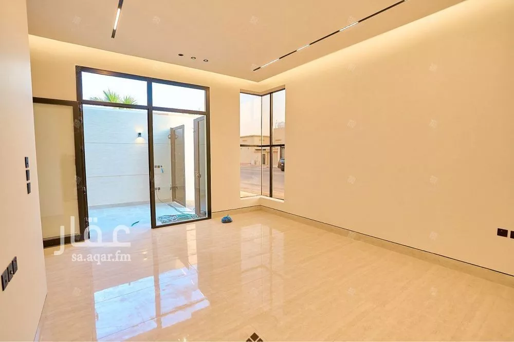 5 bedroom villa in Al Mahdiyyah 27