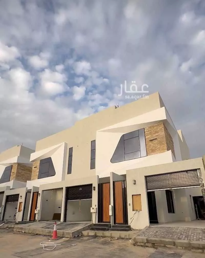 فيلا 6 غرف في الزهرة 2