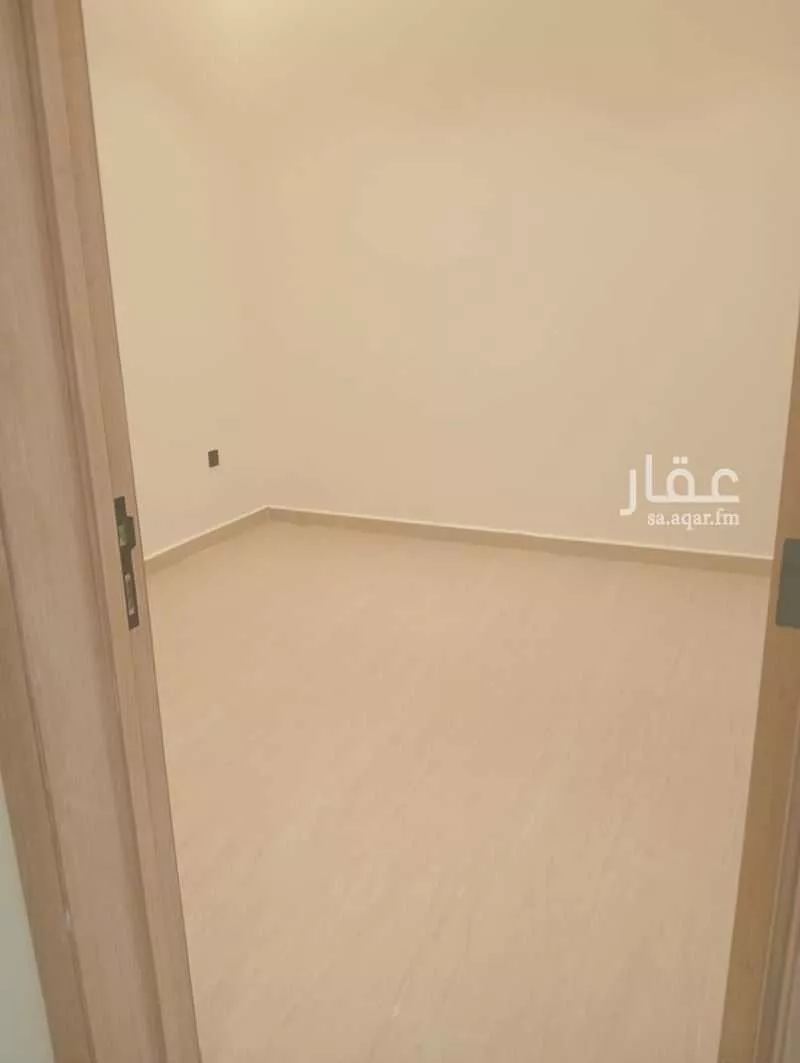 فيلا 6 غرف في الزهرة 8