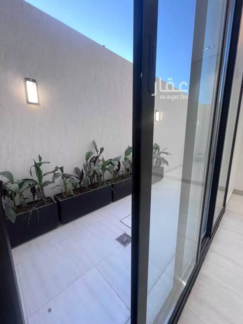 6 bedroom villa in Al Safa 5